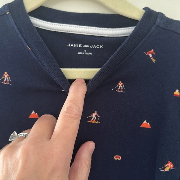 3-4 Boys Long Sleeve Shirt Bundle (4 Shirts Included) - Picture 6 of 12